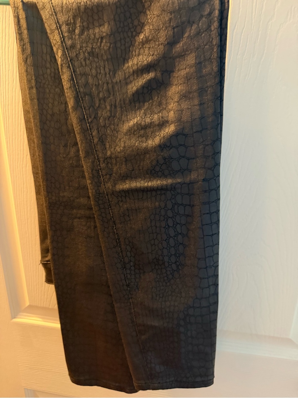 Top Trend Black Faux-Snakeskin Pants